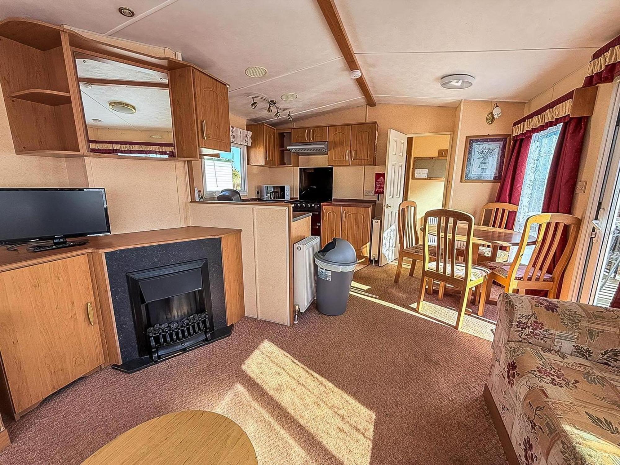 Superb Dog Friendly Caravan With Decking In Hunstanton In Norfolk Ref 13010L Exterior photo
